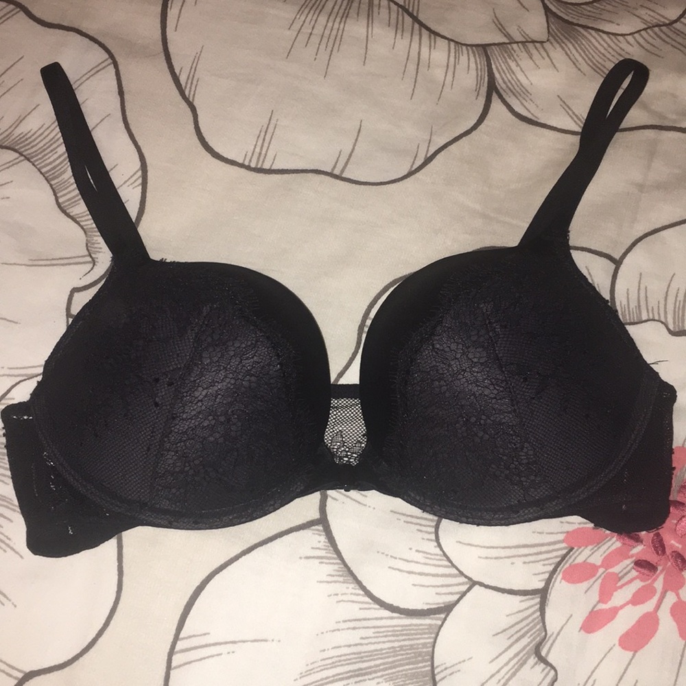 Victoria’s Secret Bombshell Bra